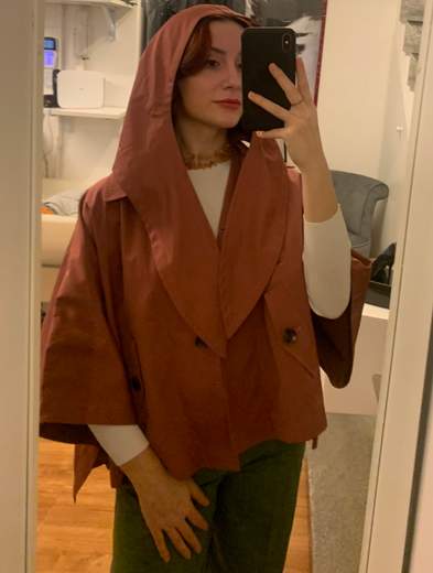 Giubbotto Impermeabile Corto Con Cappuccio Veronique Roses