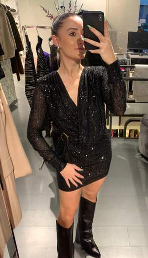 Abito Corto In Pailettes Babylon