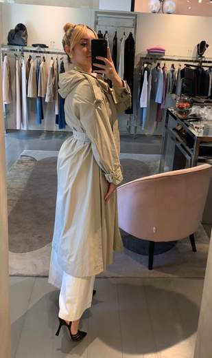 Trench Classico Con Cappuccio Veronique Roses