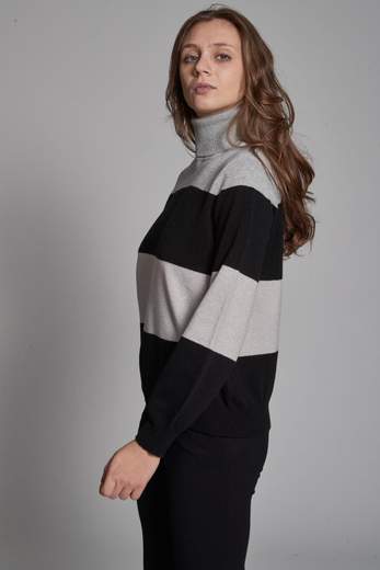 KANGRA MAGLIA