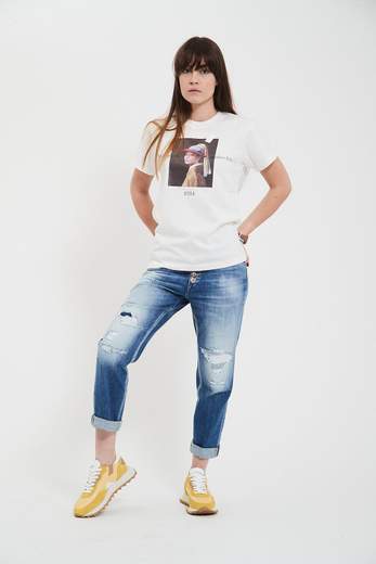 THROWBACK T-SHIRT SOFIA