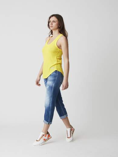 MANILA GRACE T-shirt