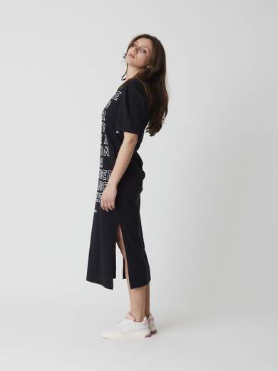 NOUMENO CONCEPT ABITO