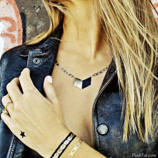 Flash Tattoo Tattoo