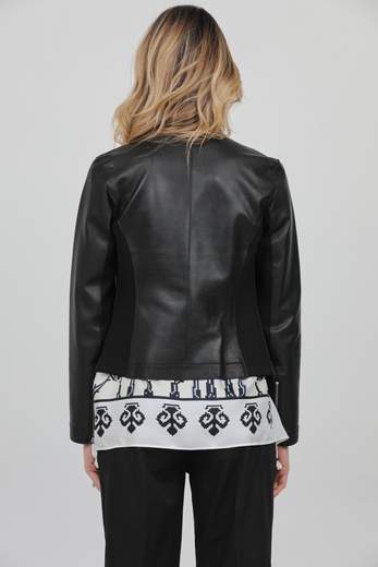 THE JACKIE LEATHERS TARIFA