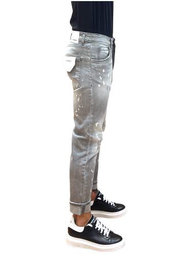 DIFFERENT JEANS UOMO