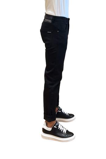 DIFFERENT JEANS UOMO