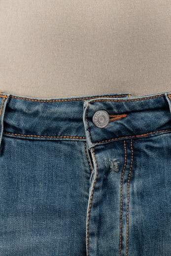 DIFFERENT JEANS UOMO