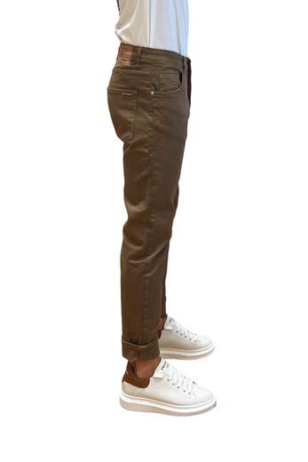 DIFFERENT JEANS UOMO