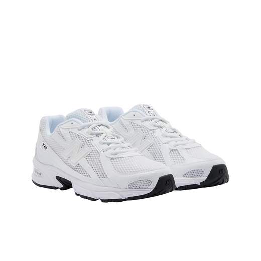 NEW BALANCE U740WW2