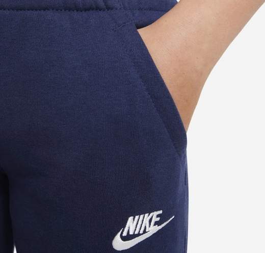 NIKE CLUB BOY'S PANTS