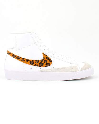 NIKE W BLAZER MID '77 SE