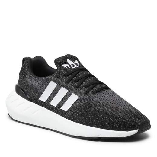 ADIDAS SWIFT RUN 22