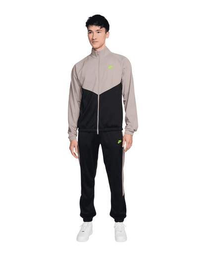 NIKE IF1623-011
