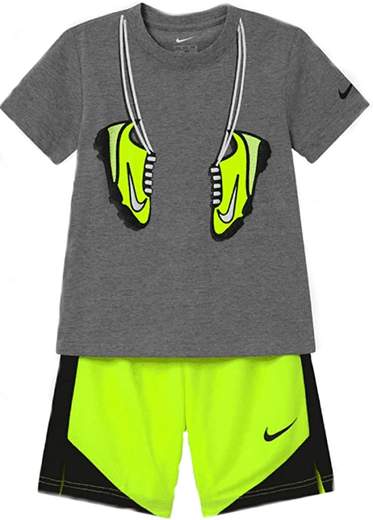 NIKE SPORTWEAR T-SHIRT AND SHORT