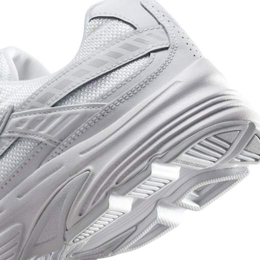 NIKE 394053-100