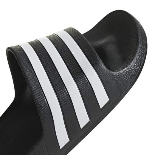 ADILETTE AQUA