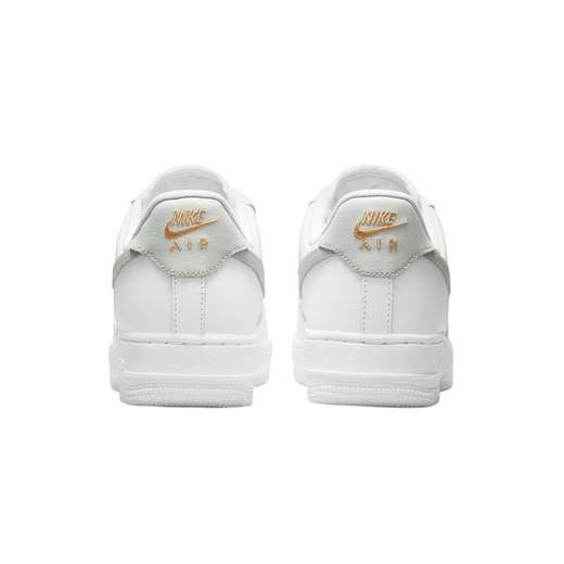 NIKE CZ0270-106