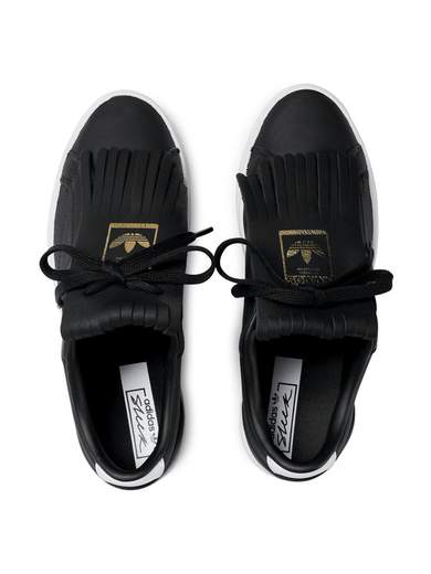 SLEEK W