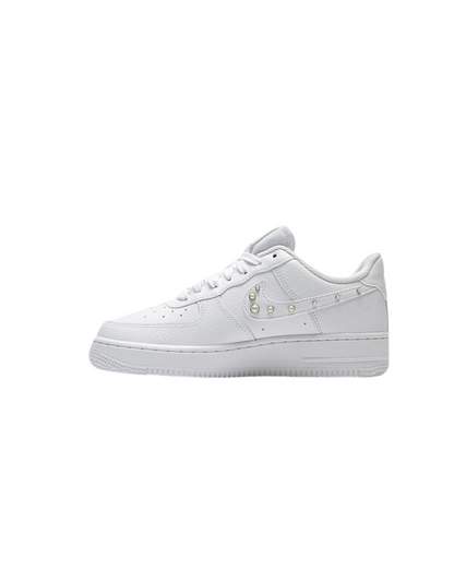 NIKE IU7557-100
