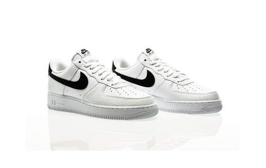 NIKE AIR FORCE 1 '07