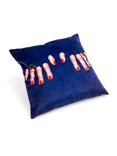 SELETTI CUSCINO TOILETPAPER FINGERS 02311                    
