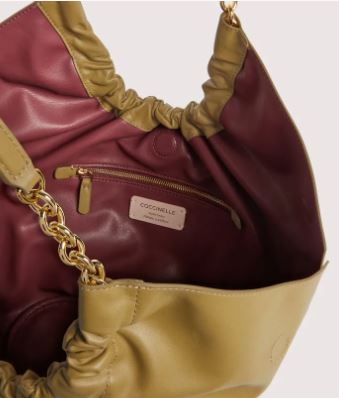 COCCINELLE -E1U5F110201