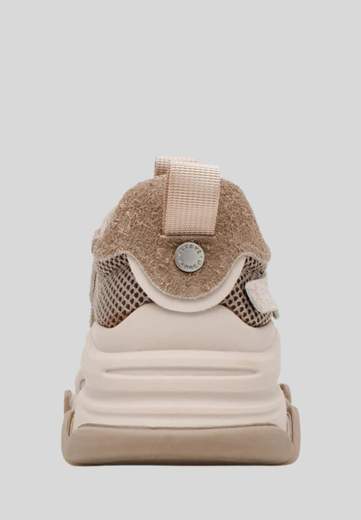 STEVE MADDEN Possession-E