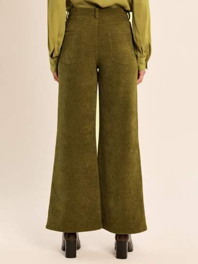 MOLLY BRACKEN TS160EN