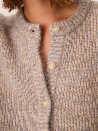 DES PETITS HAUTS AMBRE