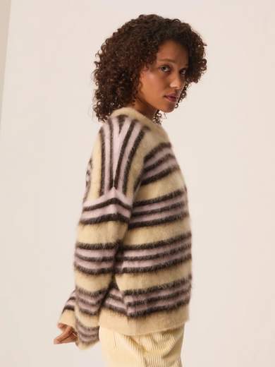 DES PETITS HAUTS CONRAD-AI26