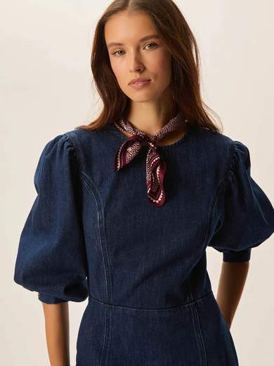 DES PETITS HAUTS LAIS