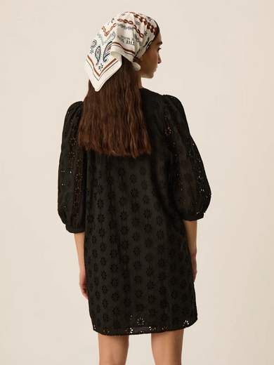 DES PETITS HAUTS SOPHOCLE