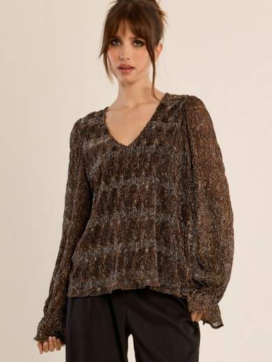 MOLLY BRACKEN LAW111EN