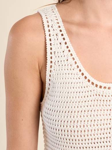 MOLLY BRACKEN N200EE