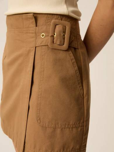 DES PETITS HAUTS LEONTINE