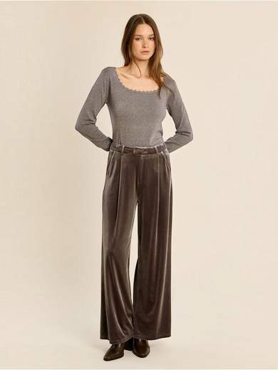 MOLLY BRACKEN T1698AEH