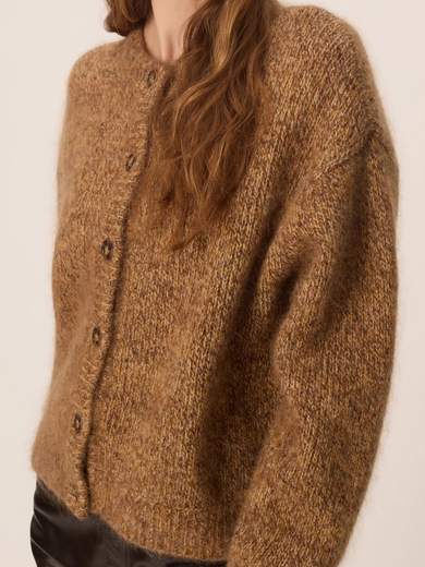 DES PETITS HAUTS AMBRE