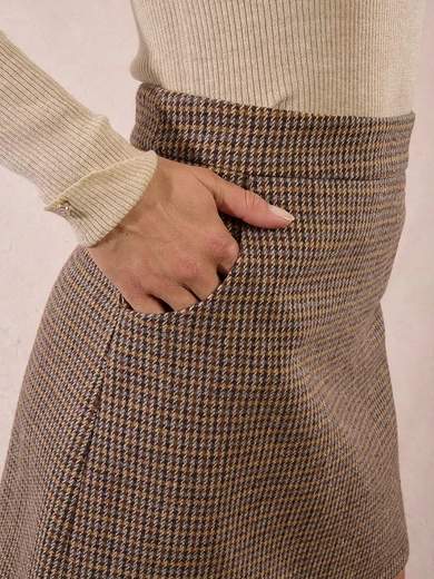 MOLLY BRACKEN P1821ADN