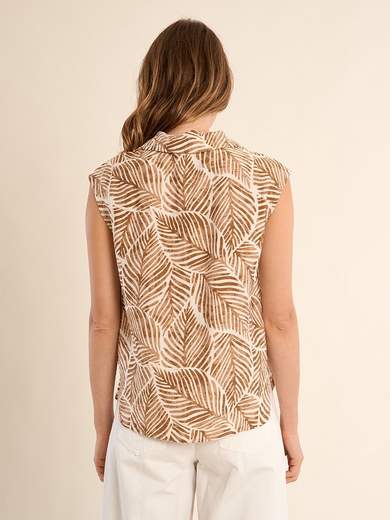 MOLLY BRACKEN N299EE