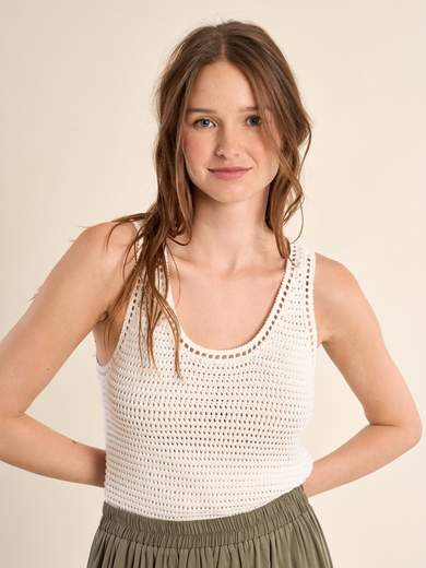 MOLLY BRACKEN N200EE