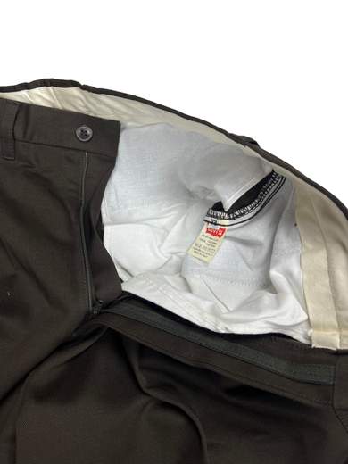 LEVI’S COLLEGE CHINOS