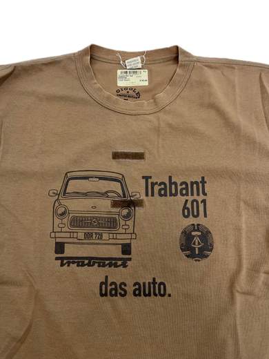 GIGOLÈ ARCHIVE Trabant 601 Das Auto T-Shirt