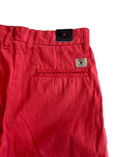 GUESS P16 GUESS M61D14