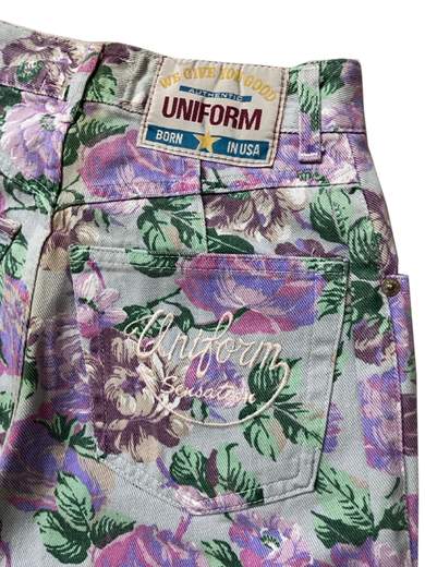 UNIFORM SENSATION FLOWERS