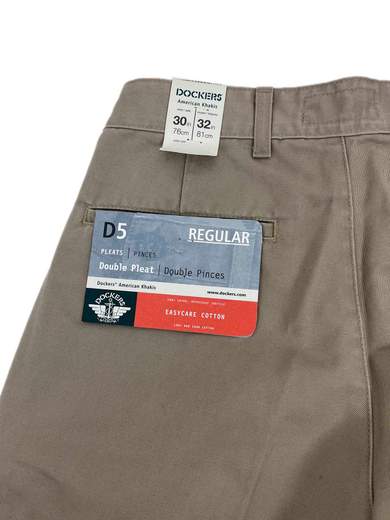 DOCKERS 20529.05.12 D5 Regular Double Pleat Khakis Pants