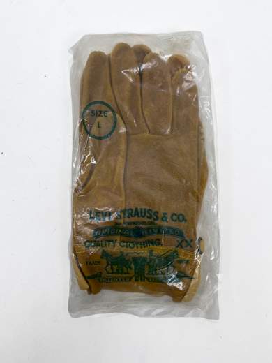 LEVI’S YELLOW GLOVES