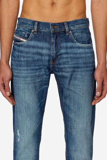 DIESEL A03558 D-Strunkt Jeans