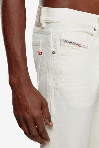 DIESEL A03558 D-Strunkt Jeans