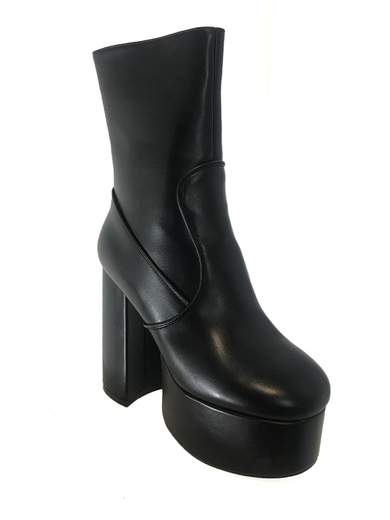 GIGOLÈ ARCHIVE Platform Heels Black